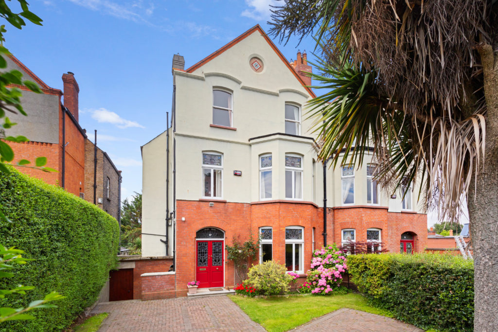 'Craig More', 57 Anglesea Road, Ballsbridge, Dublin 4, D04 H7T2 O