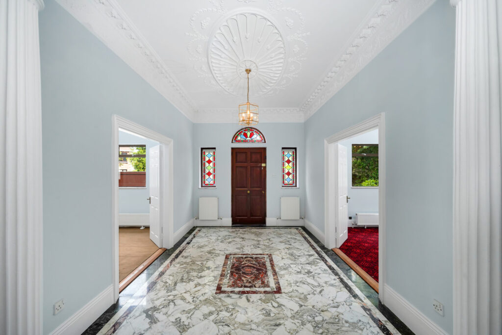 Muphystown House, Kilgobbin Road, Sandyford, Dublin 18, D18 A2P1 Muphystown House, Kilgobbin Road, Sandyford, Dublin 18, D18 A2P1