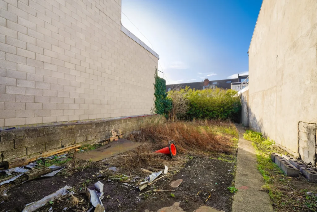 Garage / Site to Rear of 4 Arbourfield Terrace, Dundrum Road, Dublin 14, D14 W4C6