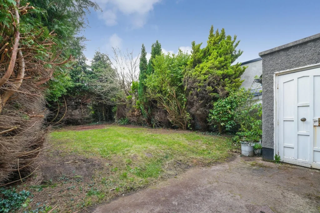 16 Hazel Avenue, Kilmacud, Co Dublin, A94 X3W5 16 Hazel Avenue, Kilmacud, Co Dublin, A94 X3W5