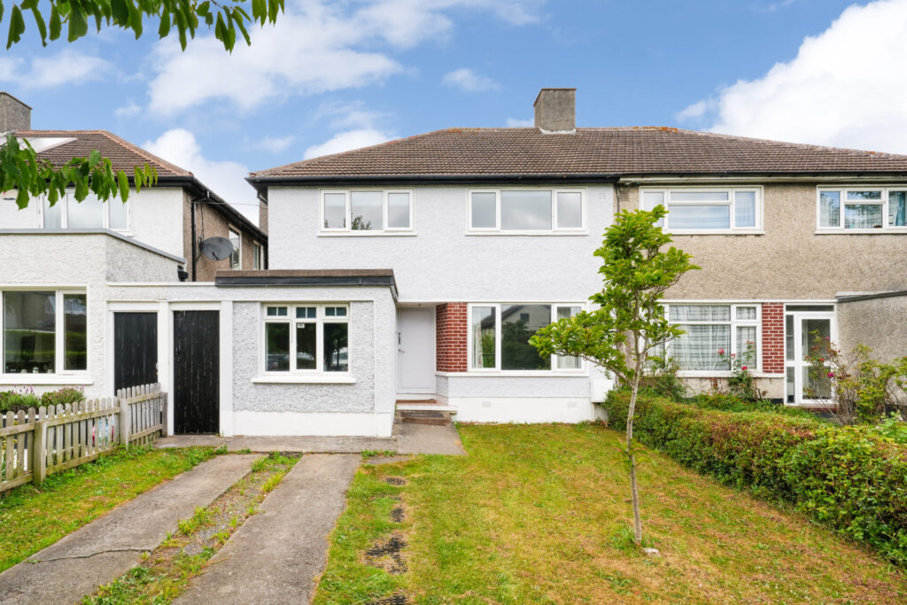 7 Ashfield Park, Booterstown, Co Dublin, D04 RF85