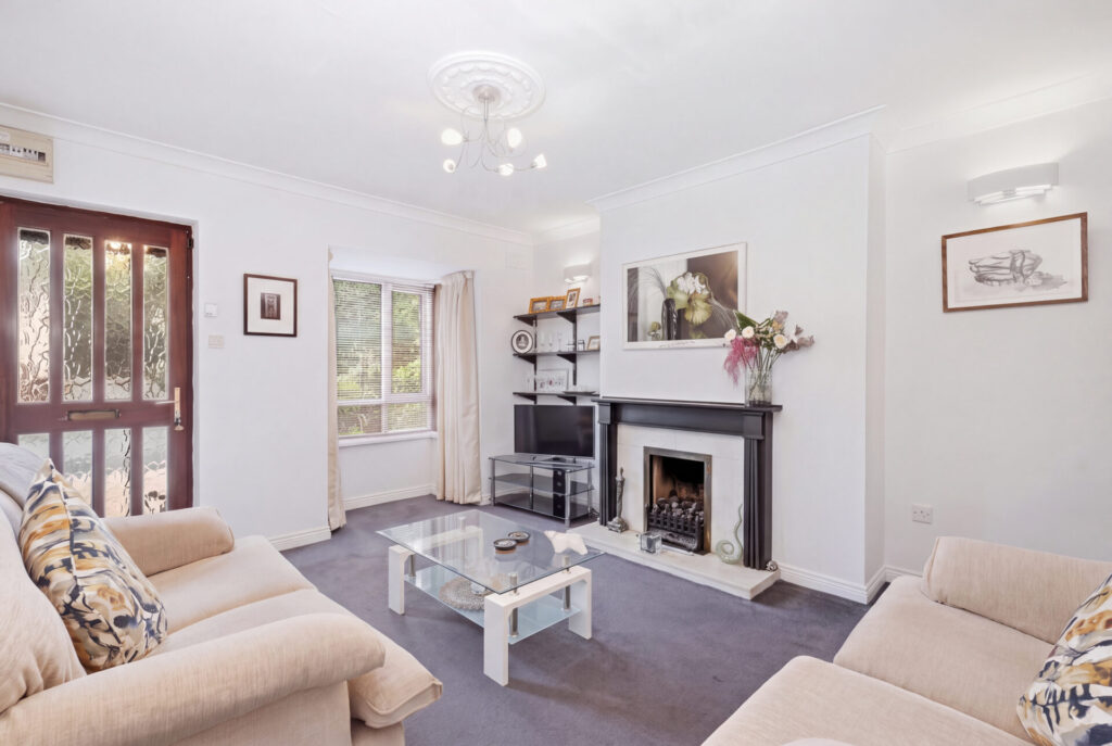 219 Woodfield, Scholarstown Road, Dublin 16, D16 E2T1 219 Woodfield, Scholarstown Road, Dublin 16, D16 E2T1